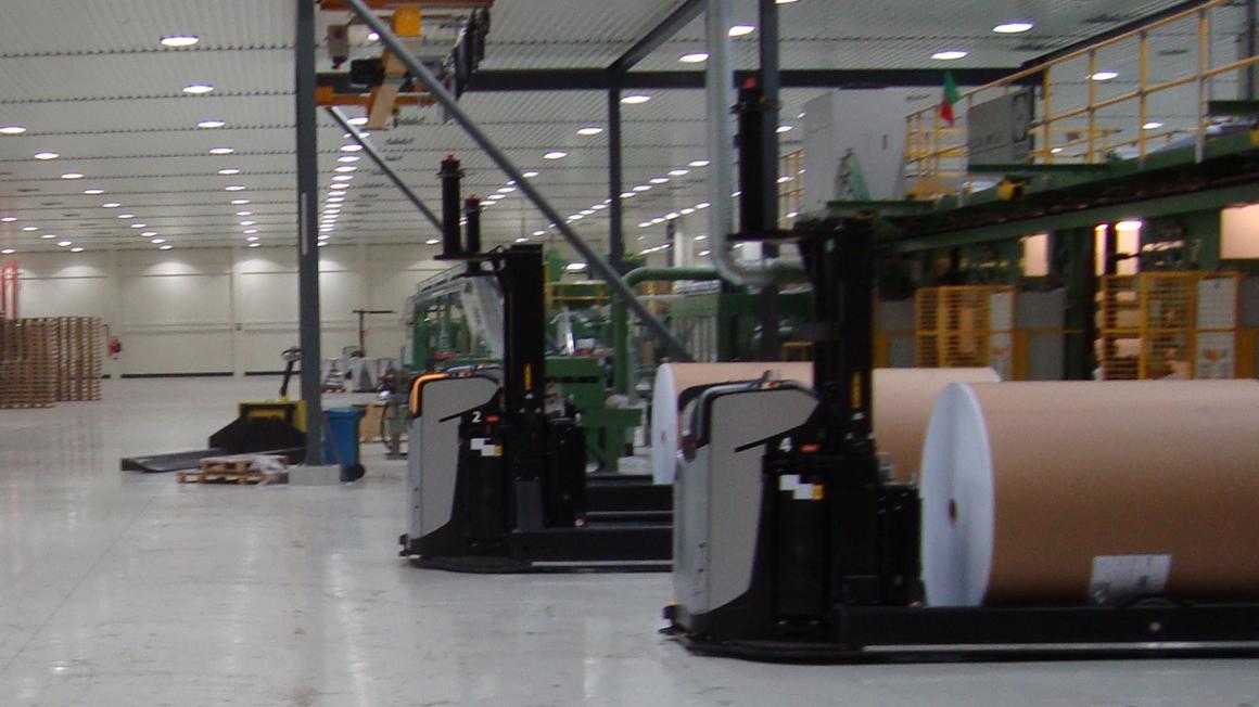 Cascade - AGV (Automated Guided Vehicle) forklift / lift truck attachment smart technology for materials handling